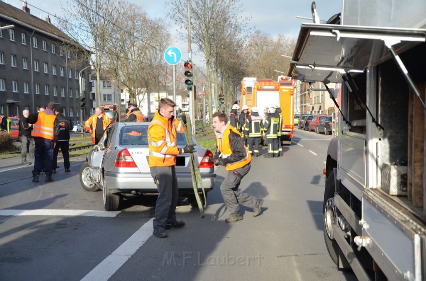 VU Koeln PKW Bahn Amsterdamerstr Friedrich Karlstr P107.JPG